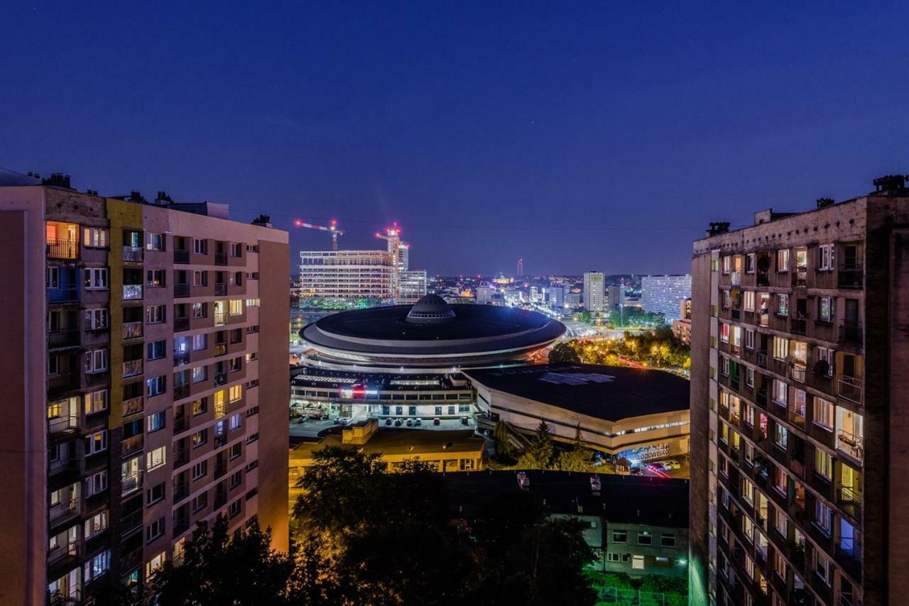 Okno Na Spodek 卡托维兹 外观 照片